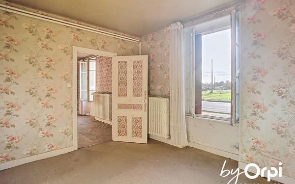 Maison à vendre    3 pièces •  Durdat-Larequille