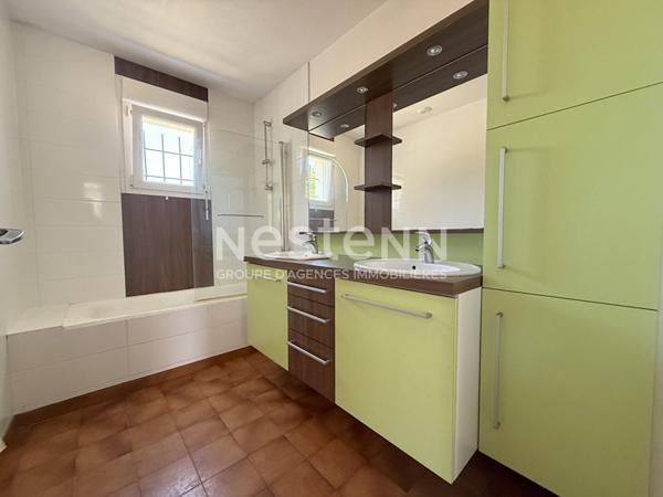 Maison traditionnelle à vendre à REMUNGOL 5 chambres sur un beau terrain de 2530 m² avec garage