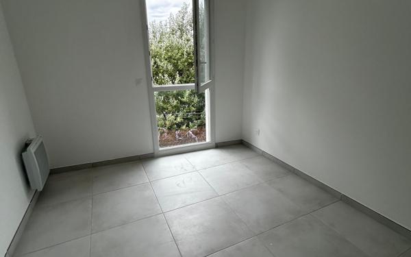 Appartement à louer    3 pièces •  Istres
