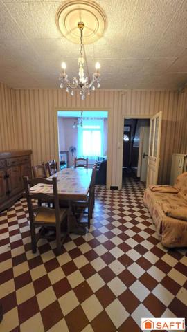 Maison T3 à rénover avec cour, possibilité T4