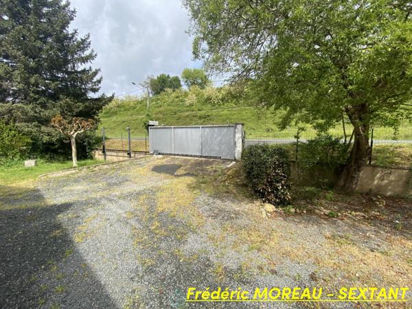 Sympathique maison de 85m2 sur Garage et Buanderie avec beau terrin de 800m2 piscinable