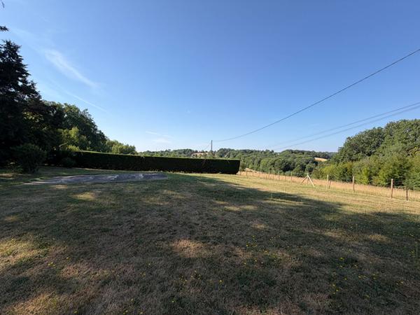 A vendre aux portes de Périgueux, dans un environnement campagne, Maison Notre Dame De Sanilhac 4 pièce(s) 125 m2