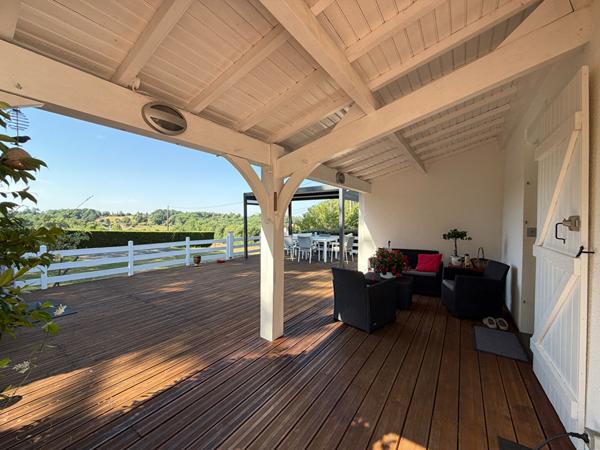 A vendre aux portes de Périgueux, dans un environnement campagne, Maison Notre Dame De Sanilhac 4 pièce(s) 125 m2