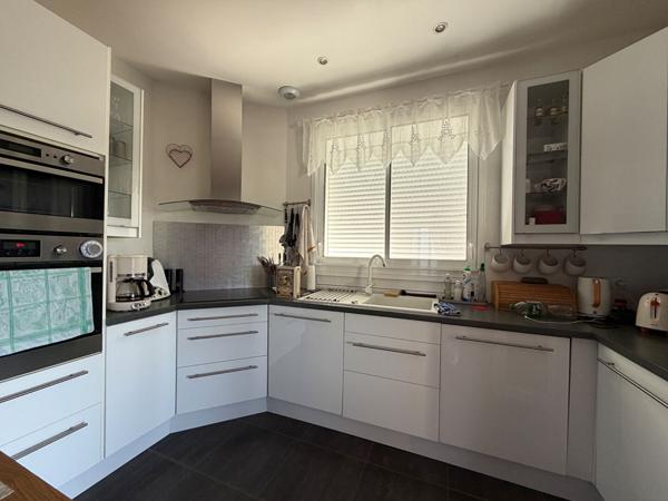 A vendre aux portes de Périgueux, dans un environnement campagne, Maison Notre Dame De Sanilhac 4 pièce(s) 125 m2
