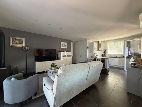 A vendre aux portes de Périgueux, dans un environnement campagne, Maison Notre Dame De Sanilhac 4 pièce(s) 125 m2