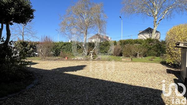 Maison 5 pièces de 139 m² à Saint-Jean-le-Blanc (45650)