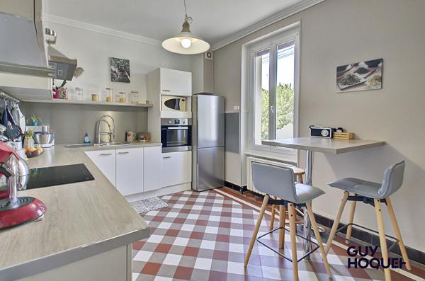 Maison Peronnas 5 pièce(s) 120 m2 terrain 400 m²