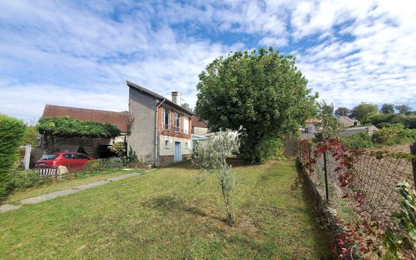 Maison à vendre    4 pièces •  Crécy-la-Chapelle