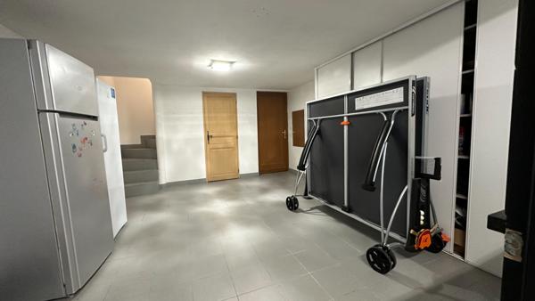 Maison de 7 pièces, 5 Chambres située à Jaux 60880