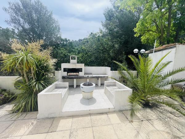 Villa de type 4 de 95 m² sur parcelle de 2 800 m² de terrain naturel