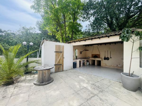 Villa de type 4 de 95 m² sur parcelle de 2 800 m² de terrain naturel