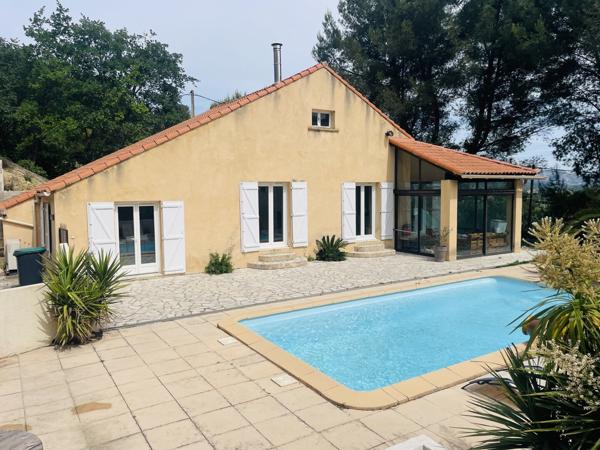Villa de type 4 de 95 m² sur parcelle de 2 800 m² de terrain naturel