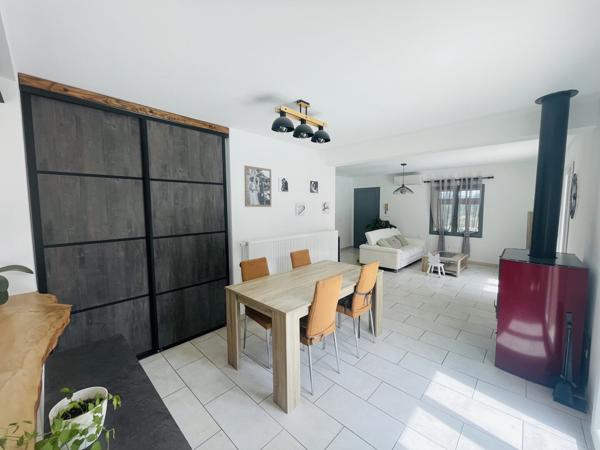 Villa de type 4 de 95 m² sur parcelle de 2 800 m² de terrain naturel