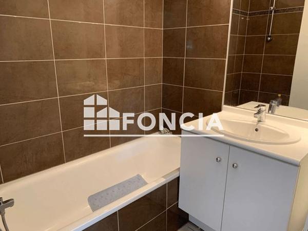 Location Appartement 3 pièces 69.11 m² - 447 AVENUE DU MEDOC Bruges 33520