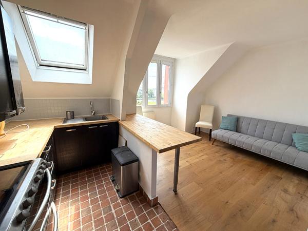 APPARTEMENT - RENNES - ALPHONSE GUERIN- T3 - DERNIER ETAGE - VUE DEGAGEE