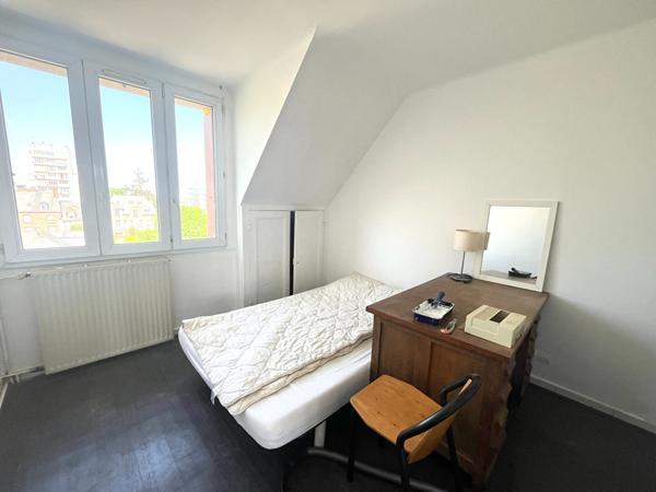 APPARTEMENT - RENNES - ALPHONSE GUERIN- T3 - DERNIER ETAGE - VUE DEGAGEE