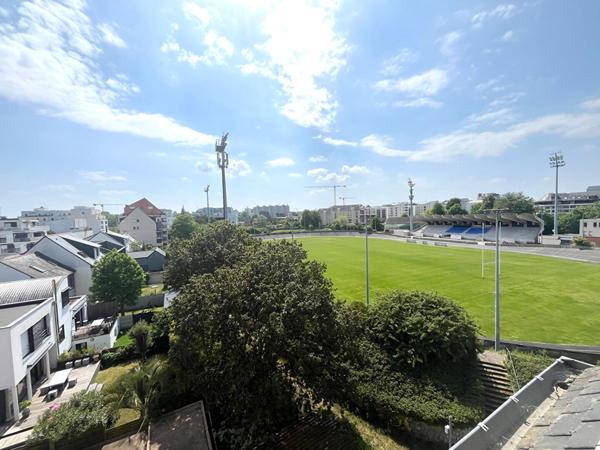 APPARTEMENT - RENNES - ALPHONSE GUERIN- T3 - DERNIER ETAGE - VUE DEGAGEE