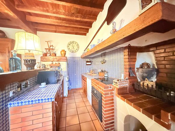 79100 LOUZY Maison Louzy 6 pièce(s) 182 m2