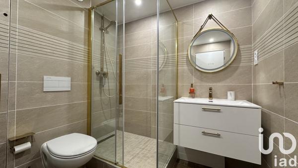 Appartement 2 pièces de 51 m² à Calais (62100)