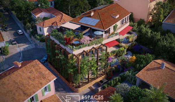 Penthouse avant-gardiste, terrasse, vue mer, commerces à pied