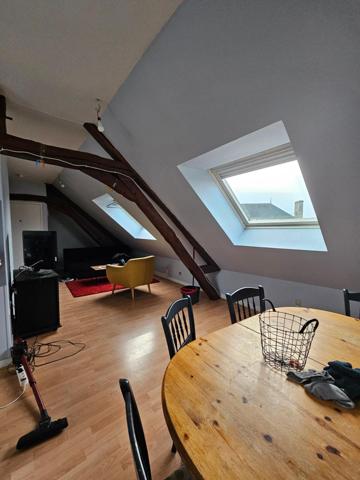 Immeuble à MAROLLES-LES-BRAULTS, 72260 - 450m²