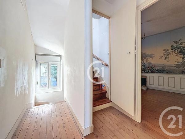 Maison à vendre  4 pièces - 102,60 m 2   NOISY LE SEC  - 93