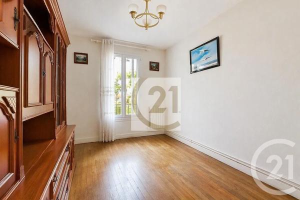 Appartement F2 à vendre  2 pièces - 35,83 m 2   IVRY SUR SEINE  - 94