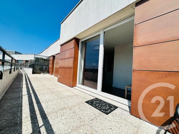 Appartement F2 à vendre  2 pièces - 35,83 m 2   IVRY SUR SEINE  - 94