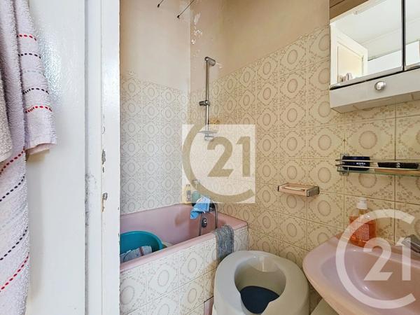 Appartement F2 à vendre  2 pièces - 35,83 m 2   IVRY SUR SEINE  - 94
