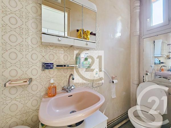 Appartement F2 à vendre  2 pièces - 35,83 m 2   IVRY SUR SEINE  - 94