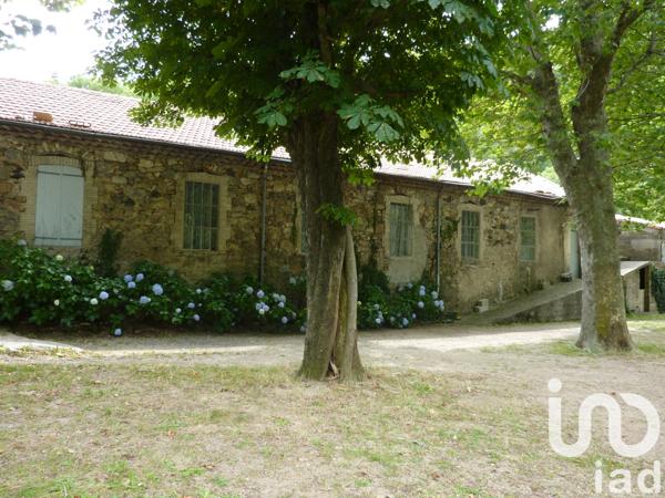 Maison à vendre 10 pièces 255 m² Burzet