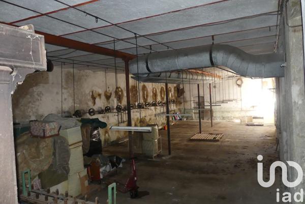 Maison à vendre 10 pièces 255 m² Burzet