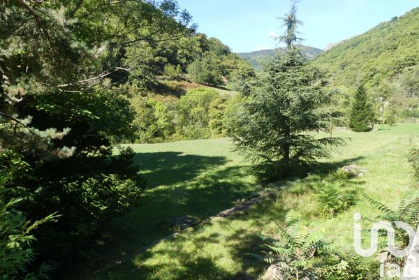 Maison à vendre 10 pièces 255 m² Burzet