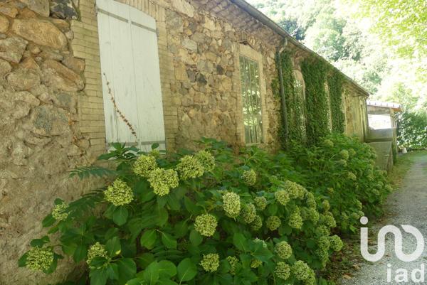 Maison à vendre 10 pièces 255 m² Burzet