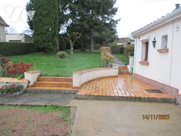 MAISON A VENDRE DESVRES JARDIN DE 1700M² et garage
