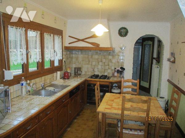 MAISON A VENDRE DESVRES JARDIN DE 1700M² et garage