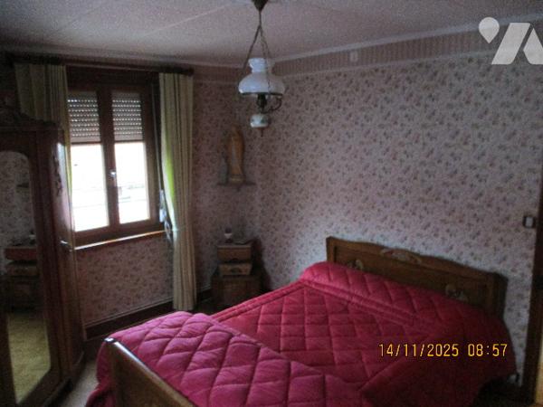 MAISON A VENDRE DESVRES JARDIN DE 1700M² et garage