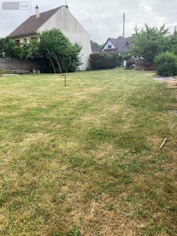 Terrain à Batir à vendre à Noisy-le-Grand en Seine-Saint-Denis (93160), ref : 10063/1174