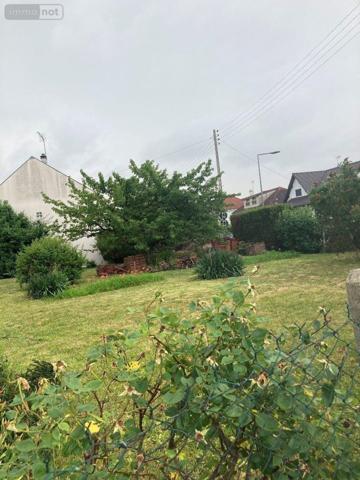 Terrain à Batir à vendre à Noisy-le-Grand en Seine-Saint-Denis (93160), ref : 10063/1174