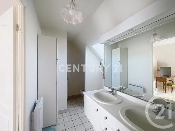 Maison à vendre  6 pièces - 153 m 2   NOISY LE GRAND  - 93