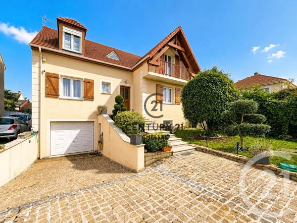 Maison à vendre  6 pièces - 153 m 2   NOISY LE GRAND  - 93