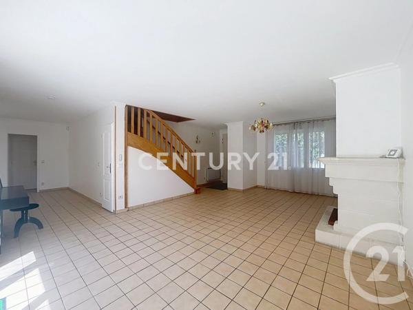 Maison à vendre  6 pièces - 153 m 2   NOISY LE GRAND  - 93
