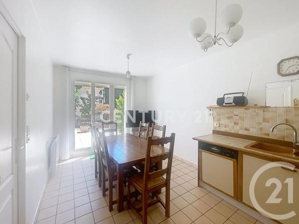 Maison à vendre  6 pièces - 153 m 2   NOISY LE GRAND  - 93