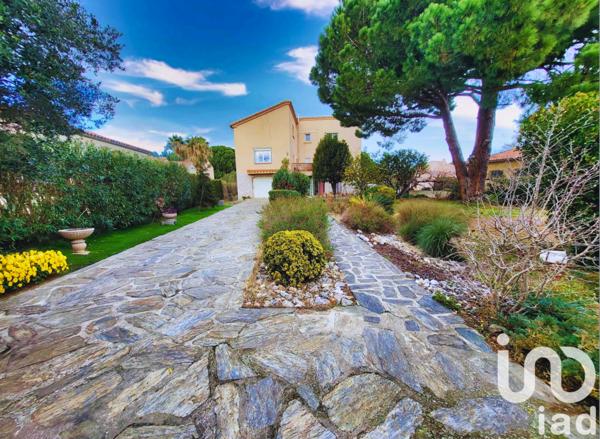 Maison à vendre 7 pièces 308 m² Bompas