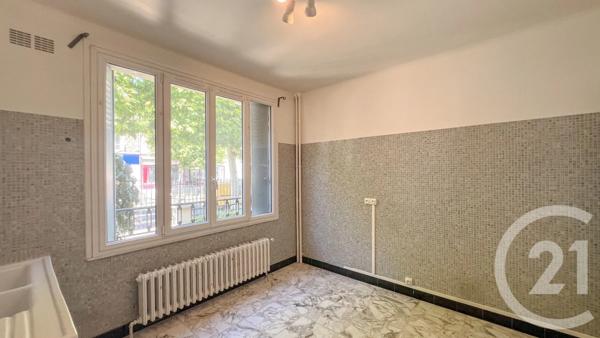 Appartement F1 à vendre  1 pièce - 32,57 m 2   LE PERREUX SUR MARNE  - 94