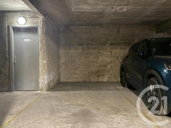 Parking à vendre  10,32 m 2   PARIS  - 75011