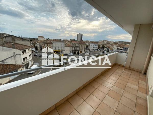 Location Appartement 2 pièces 49.22 m² - 2 BIS PLACE PELLETAN Agen 47000