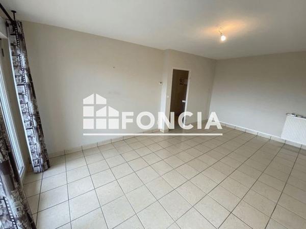 Location Appartement 2 pièces 49.22 m² - 2 BIS PLACE PELLETAN Agen 47000