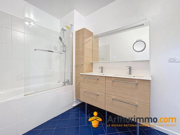 Location Appartement 4 pièces 81 m2 à Nanterre