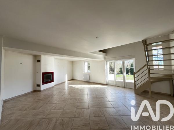 Maison à vendre 6 pièces 134 m² Neuilly-Saint-Front